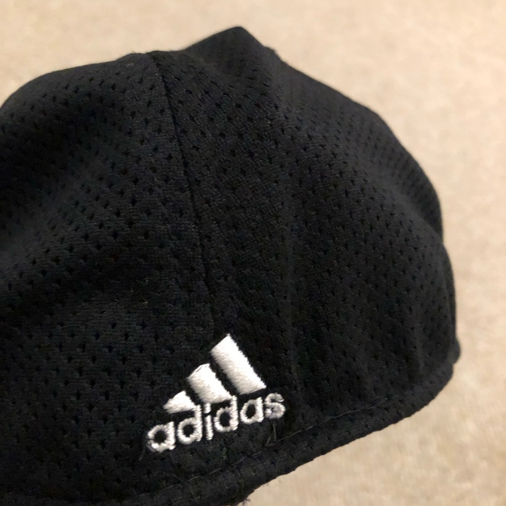Adidas Climate Black Mesh Logo Cap - Picture 4 of 7